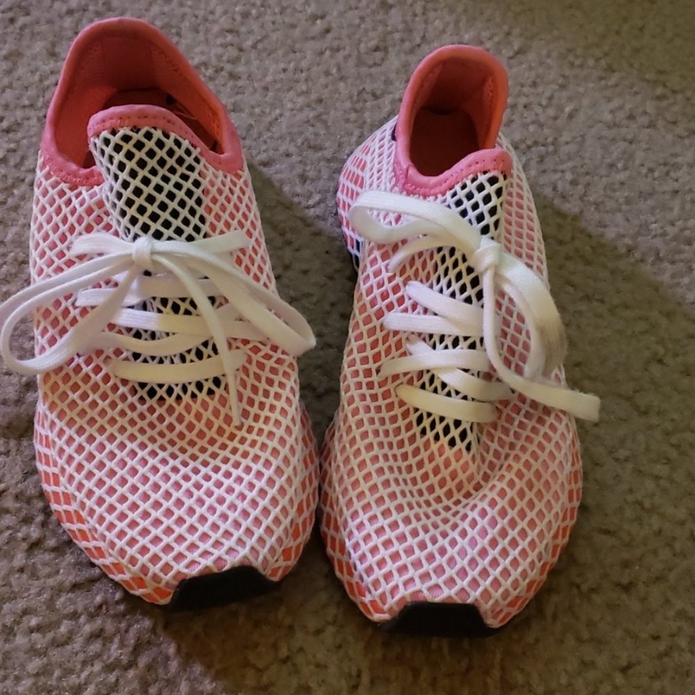 Adidas Sneakers